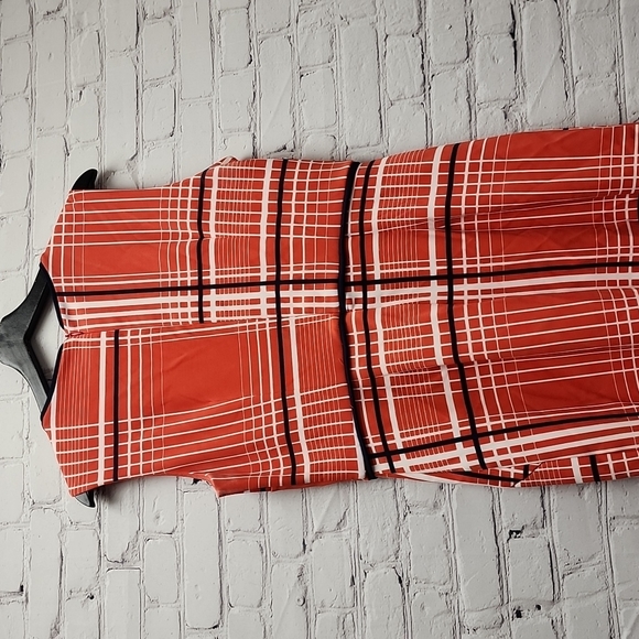 Red Bodycon dress - Picture 5 of 5